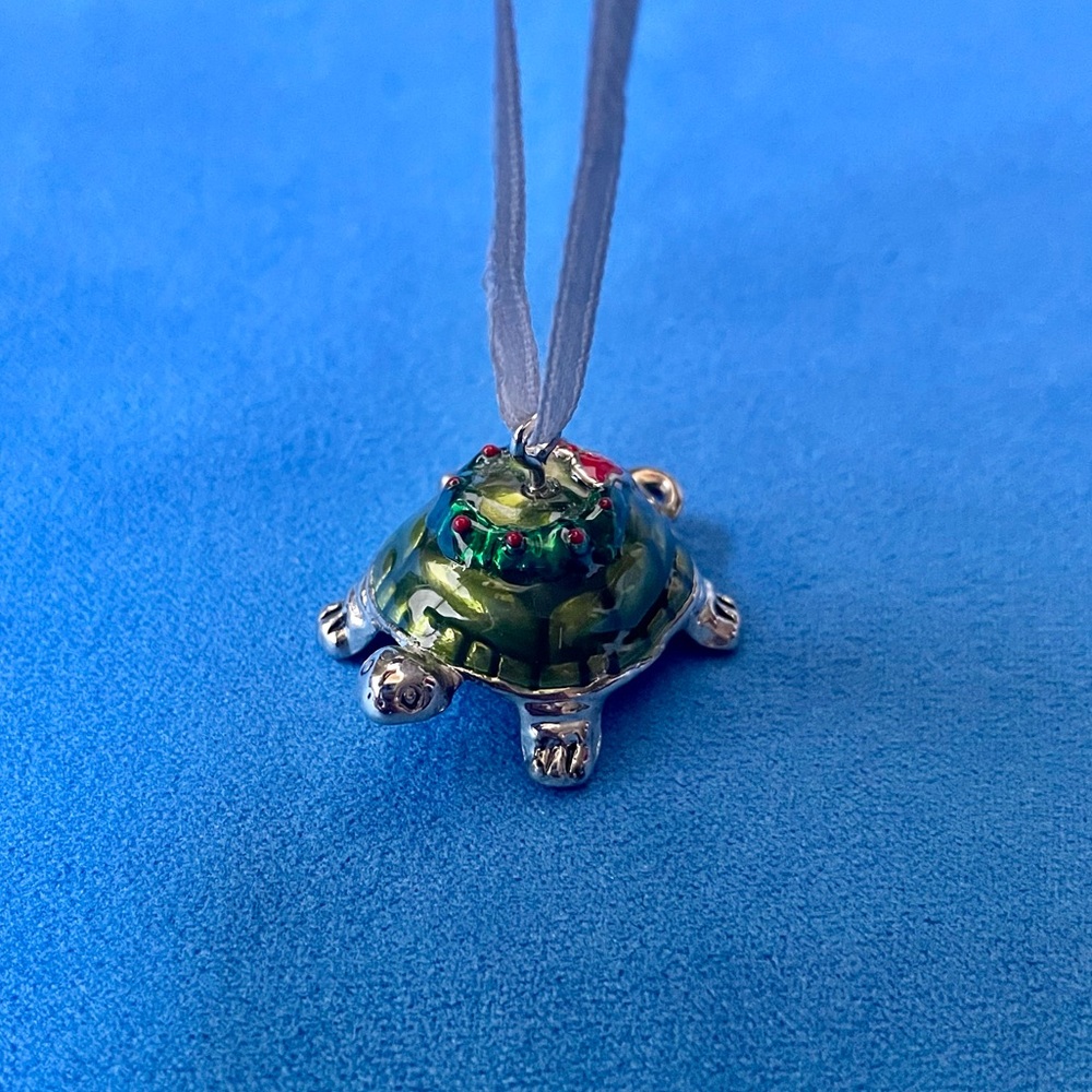 Mini turtle ornament